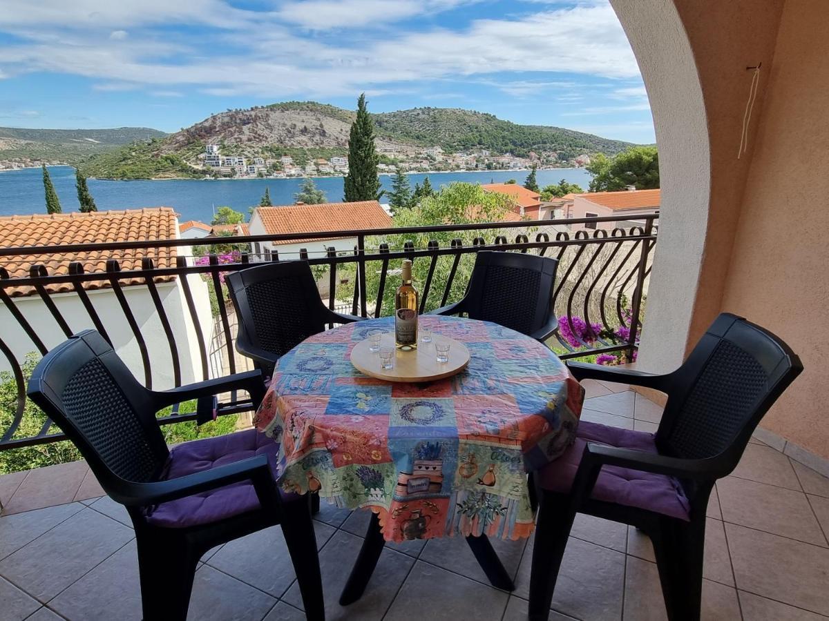 Vedrana Apartmán *
